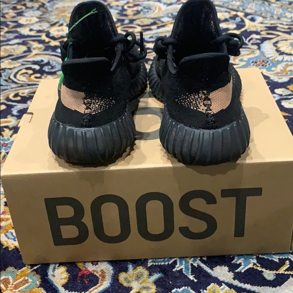 Yeezy boost 350 coopers - Picture 3 of 4